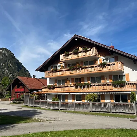 Hotel-garni Kalkbrennerhof Pfronten