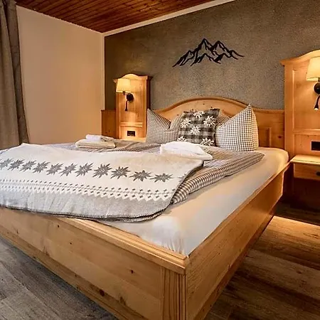 Hotel-garni Kalkbrennerhof 3*